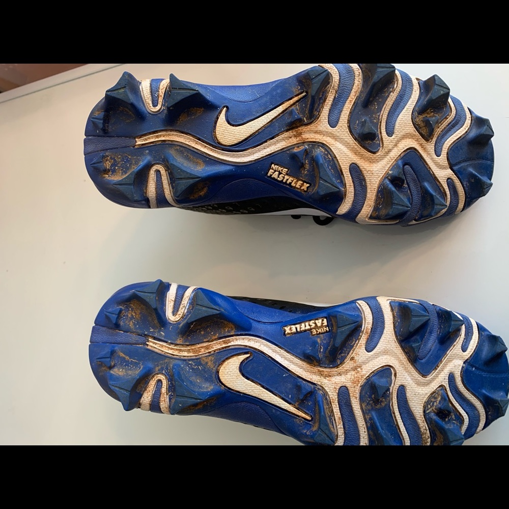 Nike fast flex baseball cleats